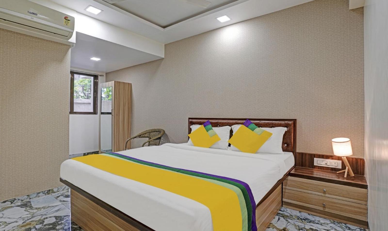 Glitz Hotels Golden Birds - Mahape, Navi Mumbai Luaran gambar