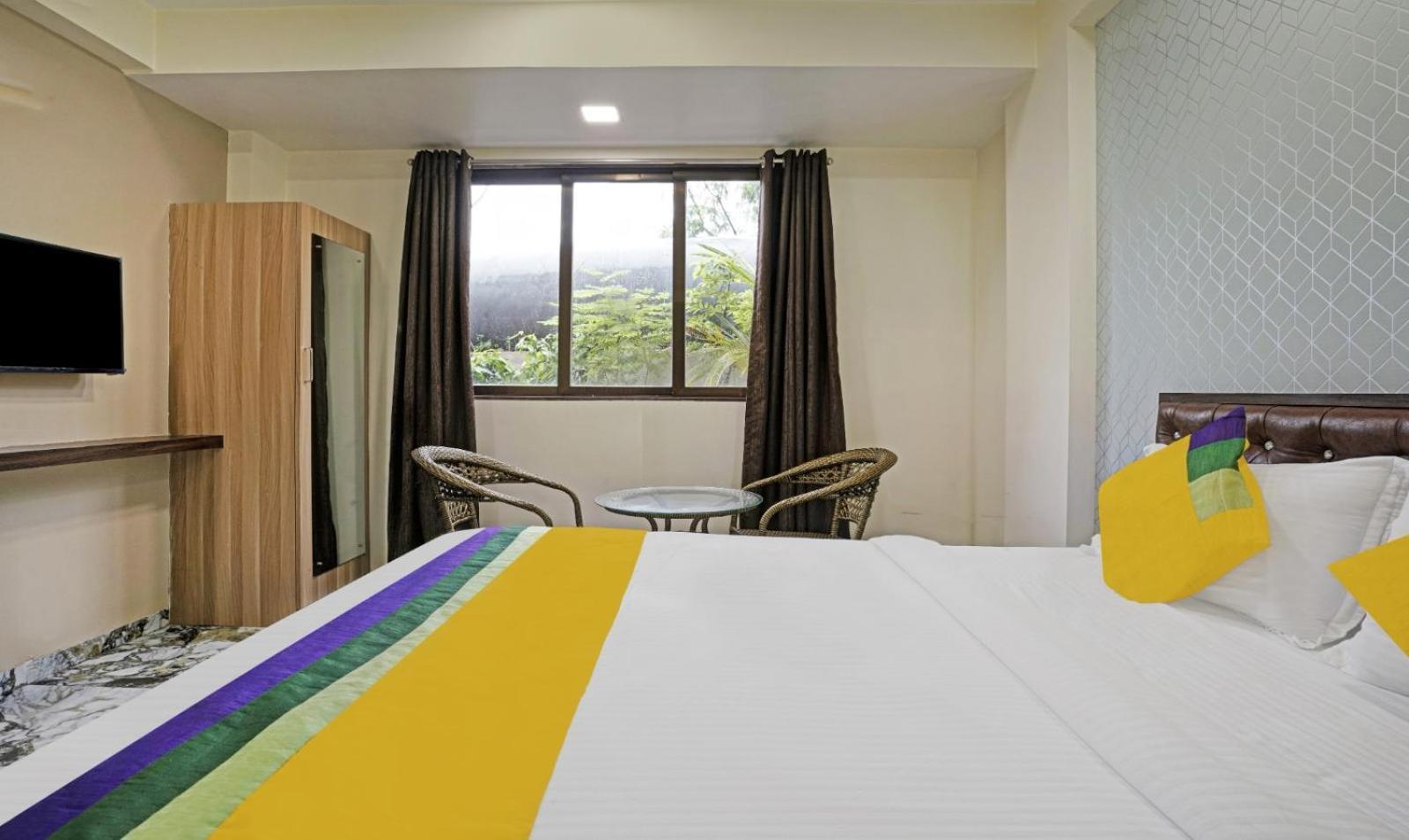 Glitz Hotels Golden Birds - Mahape, Navi Mumbai Luaran gambar